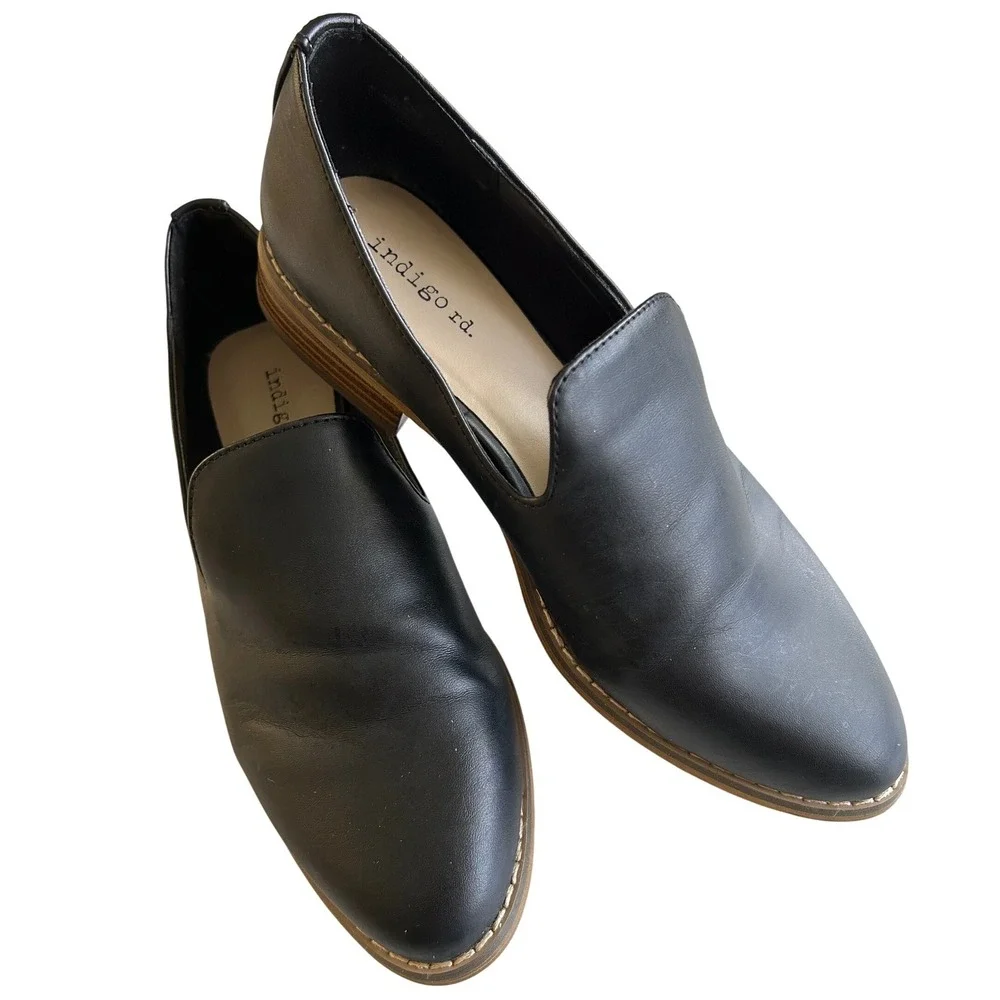 Indigo Rd Womens Black Almond‎ Toe Slip On Loafers Size 7.5M Stacked Heel Shoes